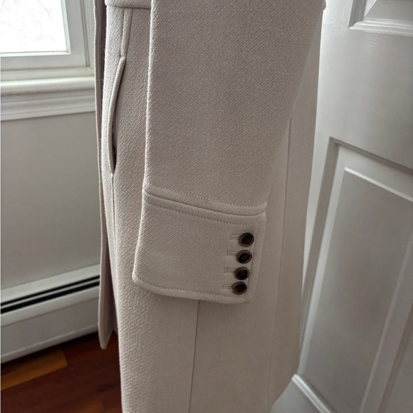 Elegant Cream Italian Wool Women’s Coat - Picture 4 of 10